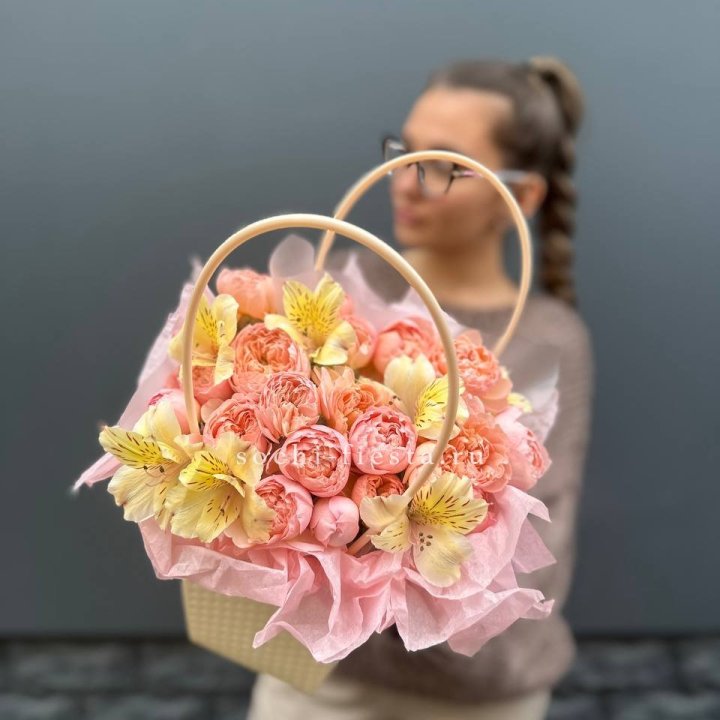 Сумочка "Фарфала" в Астрахани