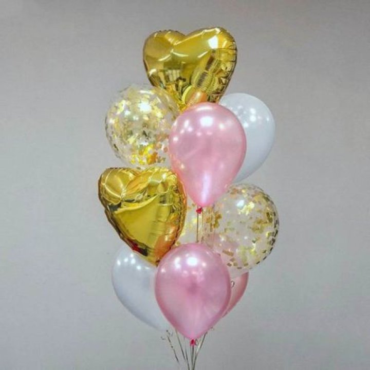 Облако шаров "Рози голд" в Астрахани