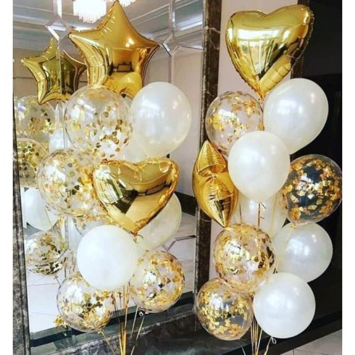 Фонтан шаров "Привет, это я" в Астрахани