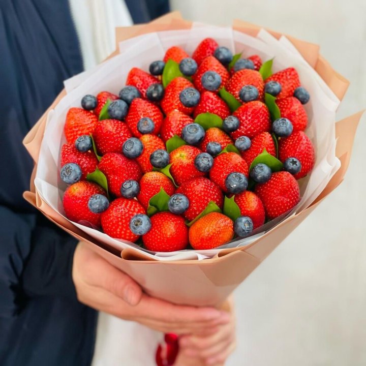 Ягодный бум №4 в Астрахани