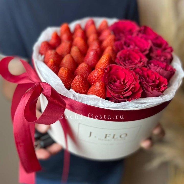 Клубничный бокс №1 в Астрахани