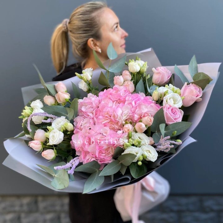 Дизайнерский букет "Кристал" в Астрахани