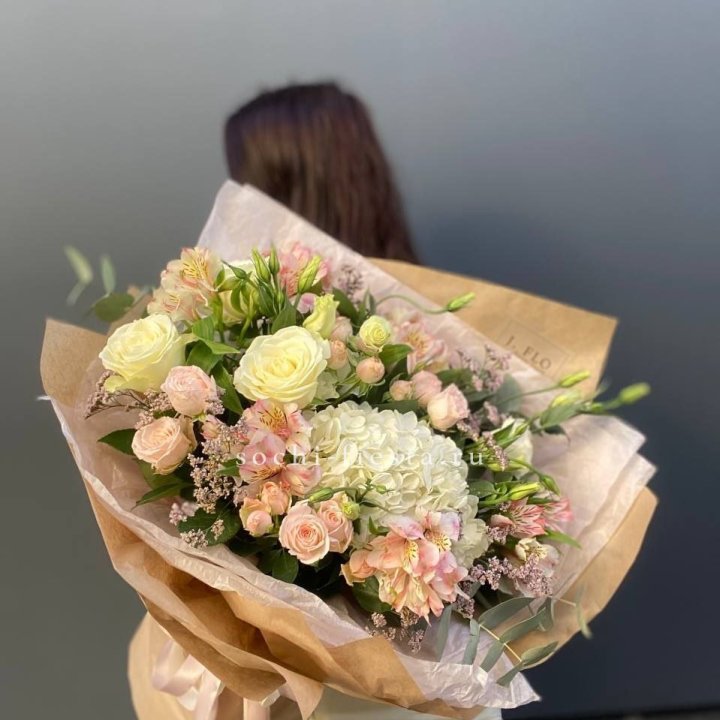 Дизайнерский букет №1 в Астрахани