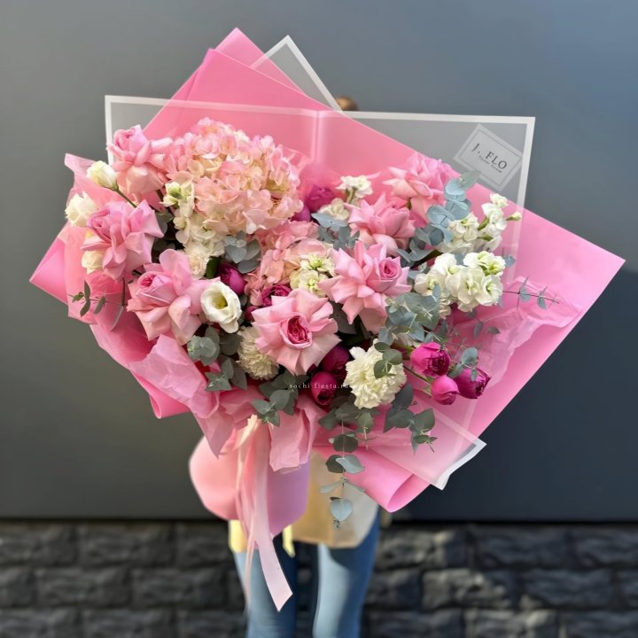 Дизайнерский букет №25 в Астрахани