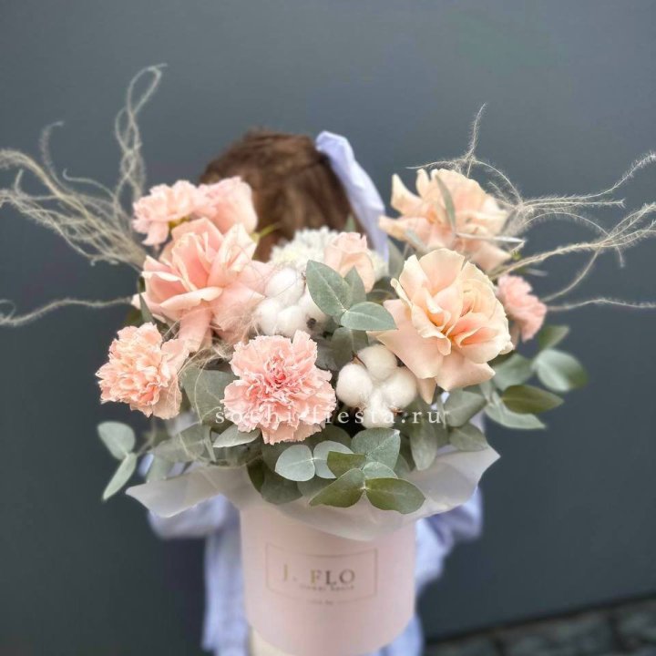 Цветочный бокс "Лесия" в Астрахани