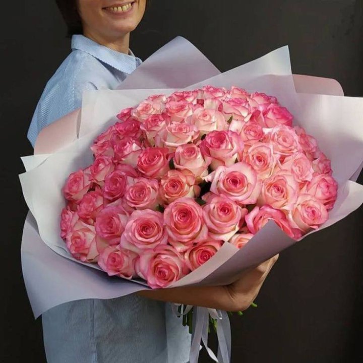 101 роза Джумилия в оформлении  в Астрахани