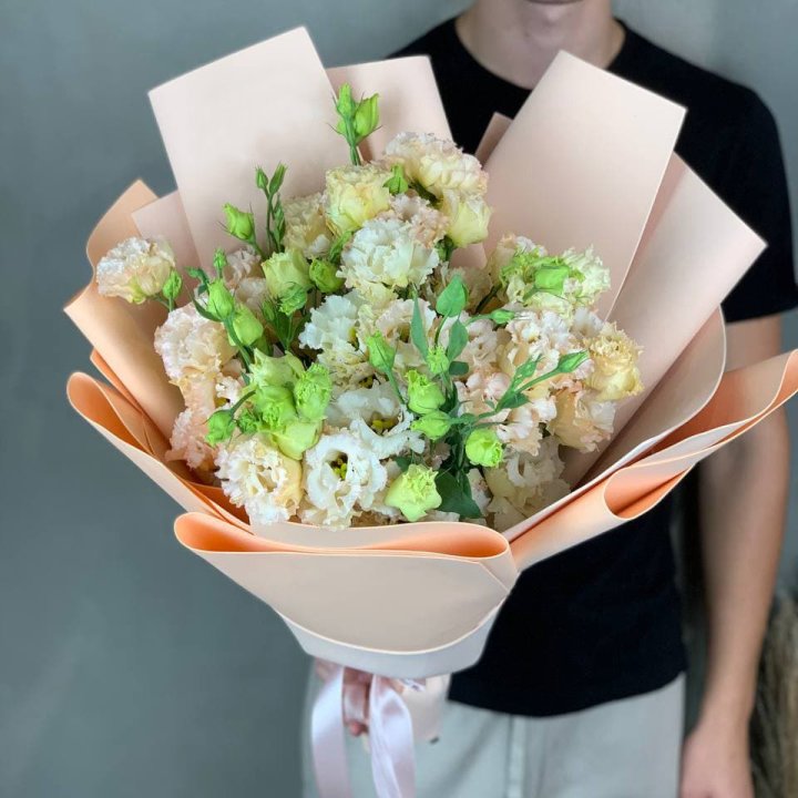 Букет эустом "Крем" в Астрахани