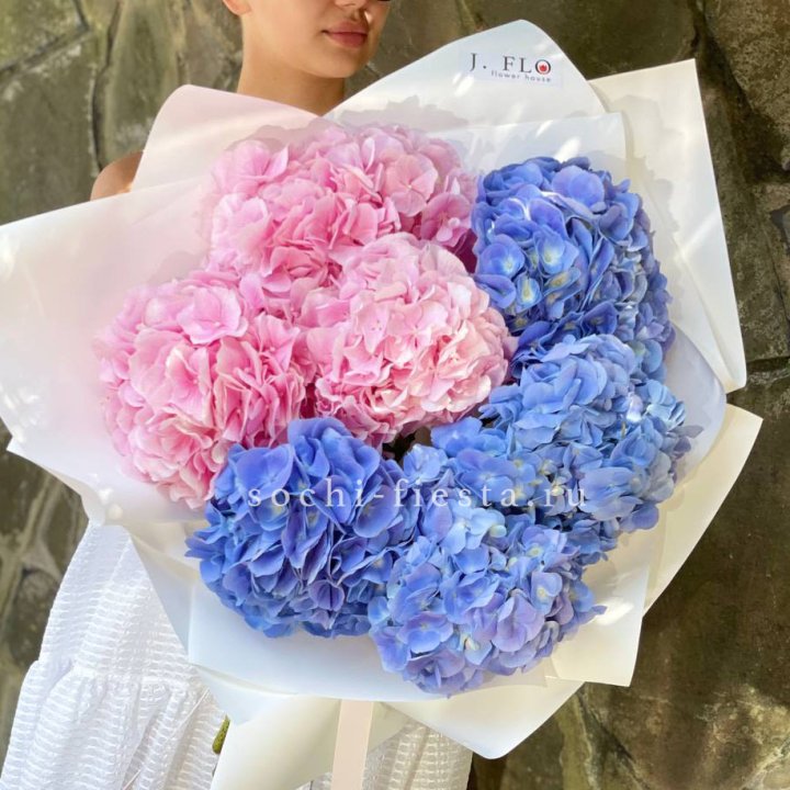 Букет гортензий №1 в Астрахани