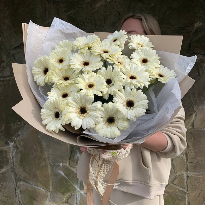 Букет голландских гербер "Шейн"" в Астрахани