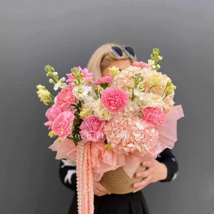 Композиция "Роскошь" в Астрахани