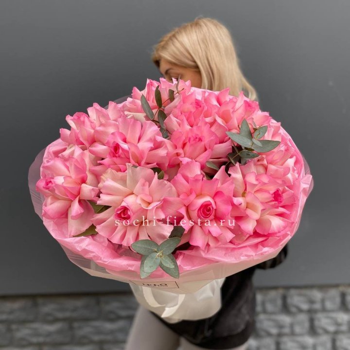 11 французских роз в Астрахани