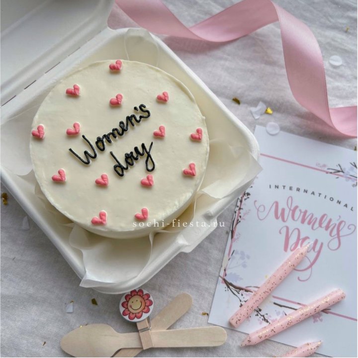 Бенто-торт "Дорогим женщинам"  в Астрахани