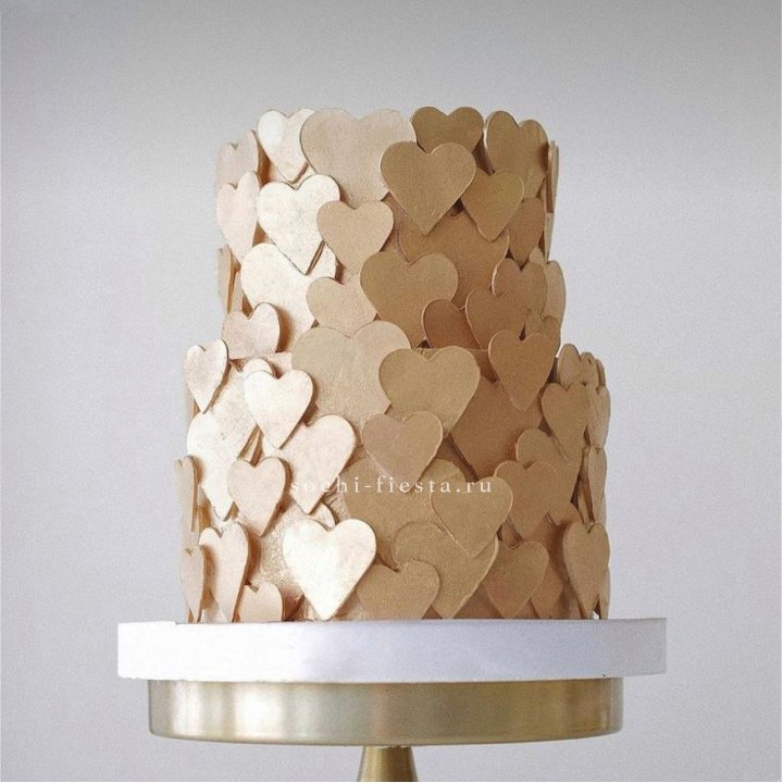 Торт "Hearts" gold в Астрахани