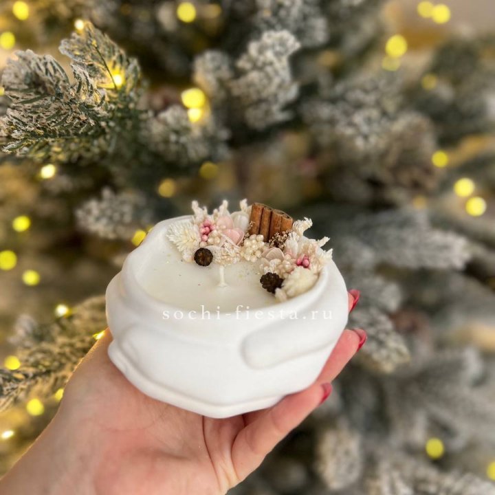 Свеча ароматическая в гипсе Руки с корицей в Астрахани