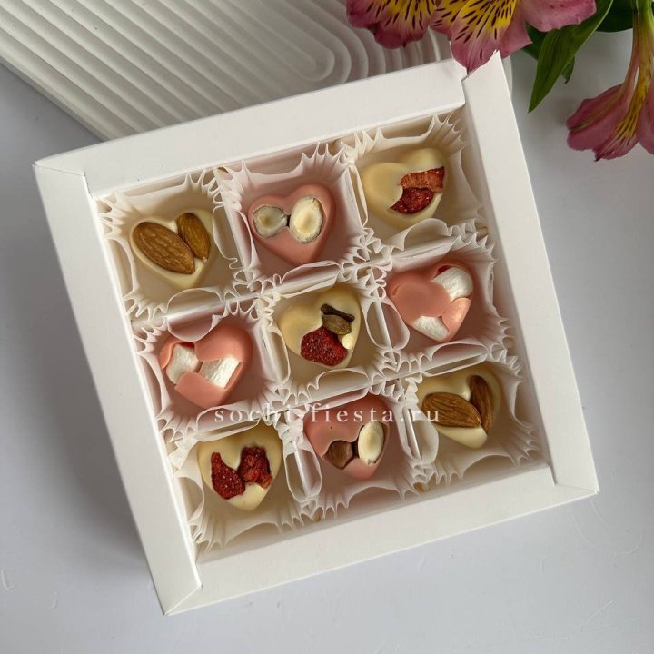 Набор конфет из бельгийского шоколада Сердца в Астрахани