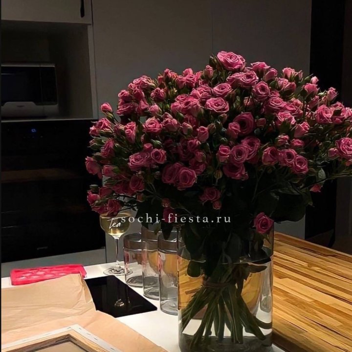 Цветочная подписка "Пакет большой" в Астрахани