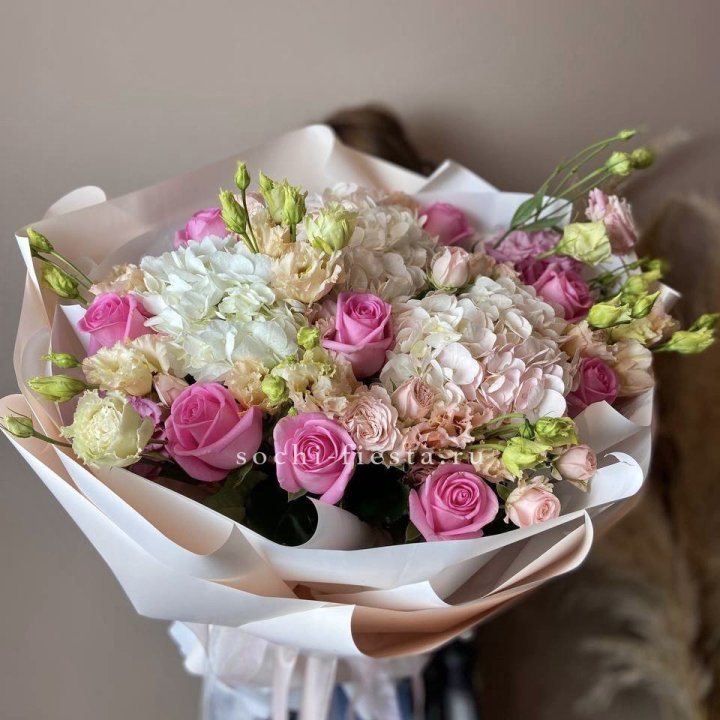 Дизайнерский букет "Каролина" в Астрахани