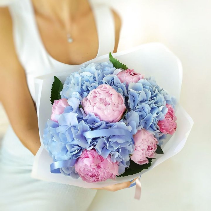 Гортензия и Пионы в Астрахани