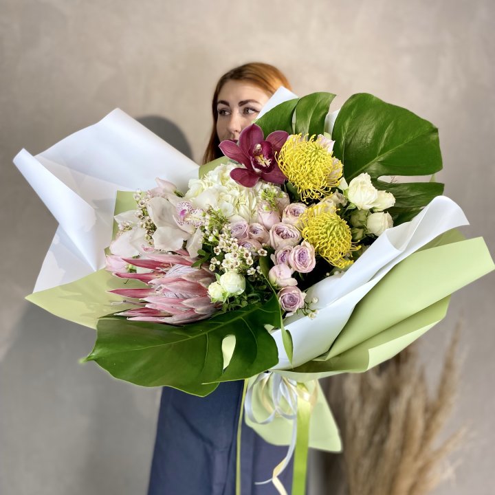 Дизайнерский букет экзотики в Астрахани