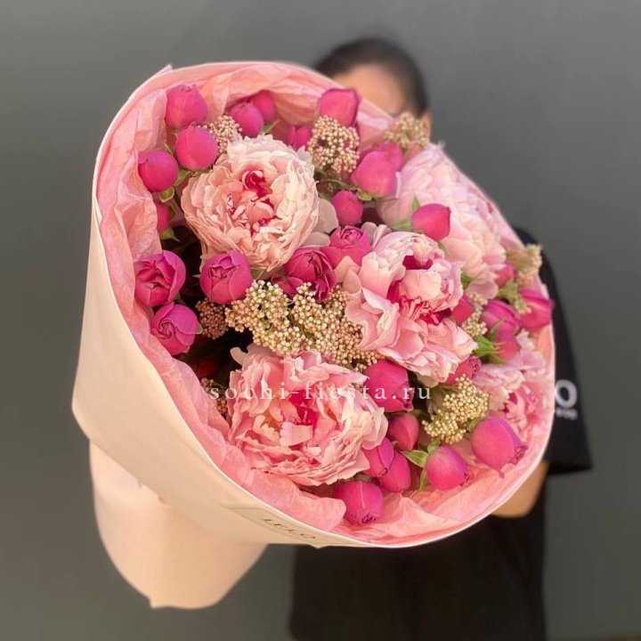  Букет с пионами "Преференс" в Астрахани