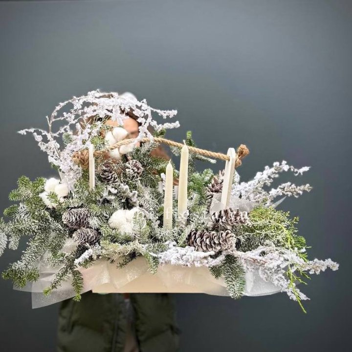 Новогодняя композиция  в Астрахани