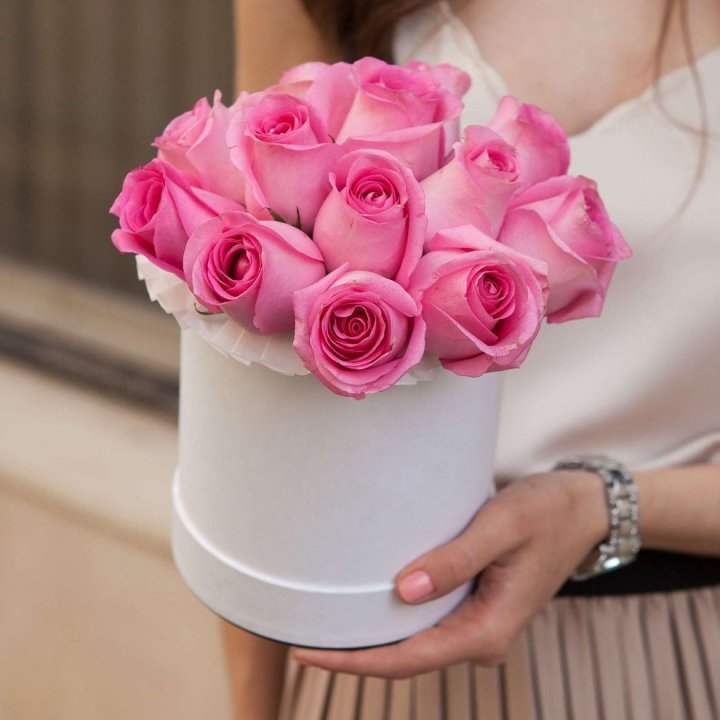 15 роз в боксе Кэтрин в Астрахани