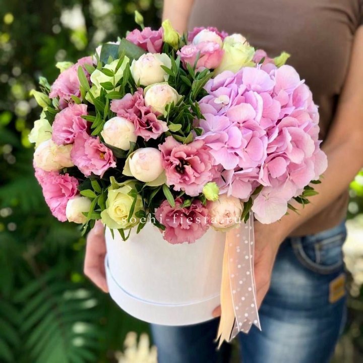 Дизайнерский цилиндр №2 в Астрахани