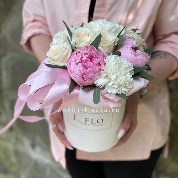 Цветочный бокс мини №2 в Астрахани