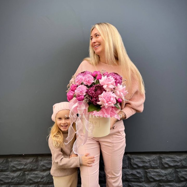 Цветочный бокс "Альба" в Астрахани