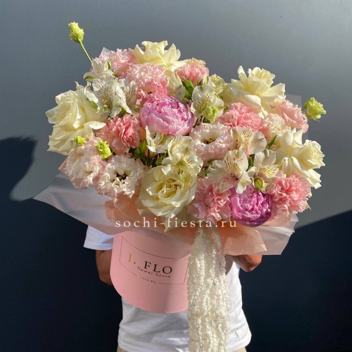 Дизайнерский бокс "Альфина" в Астрахани