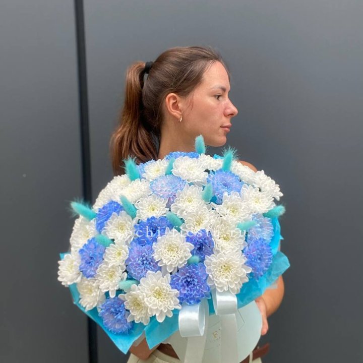  Коробочка  хризантем и лагуруса в Астрахани