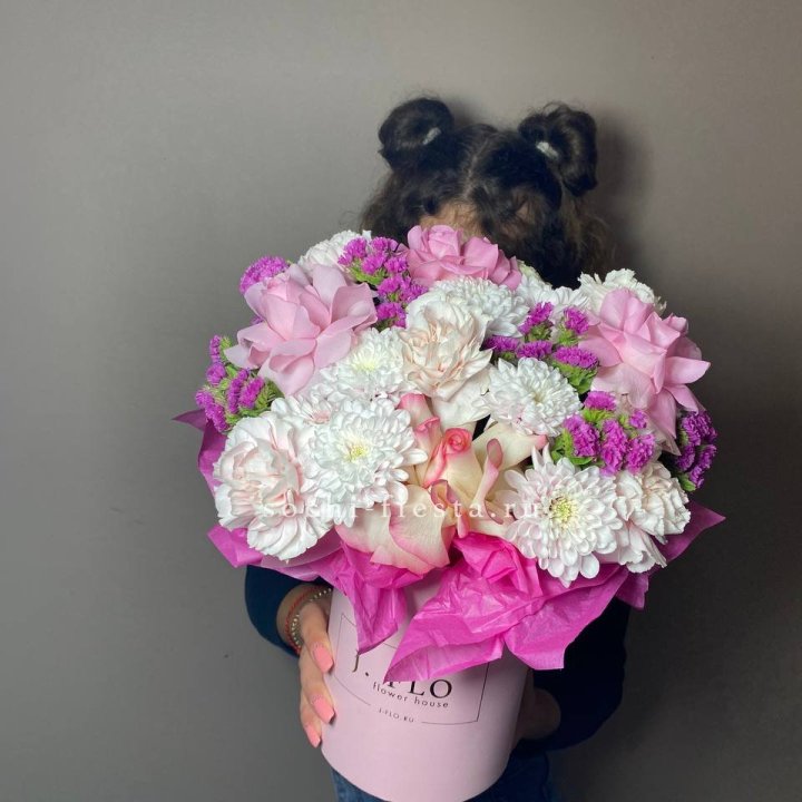  Бокс "Нежная яркость" в Астрахани