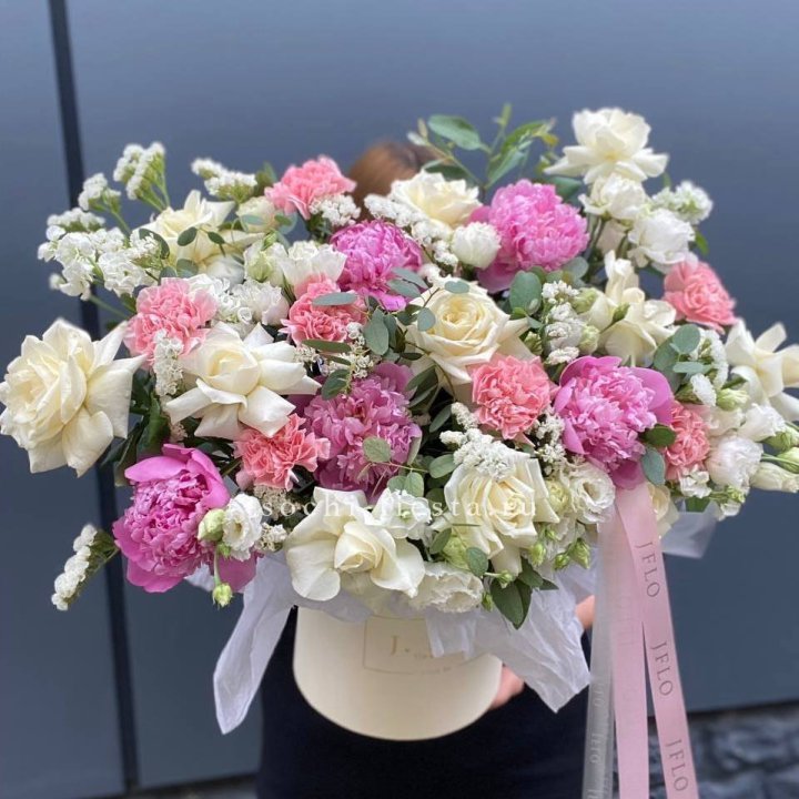 Дизайнерский бокс "Амор этерна" в Астрахани