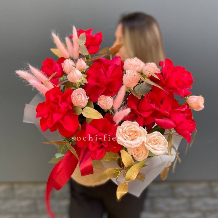 Джутовое кашпо "Любовь Лолиты" в Астрахани