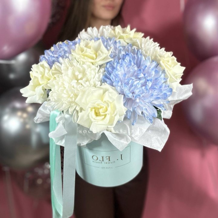 Коробка с цветами "Вольта" в Астрахани