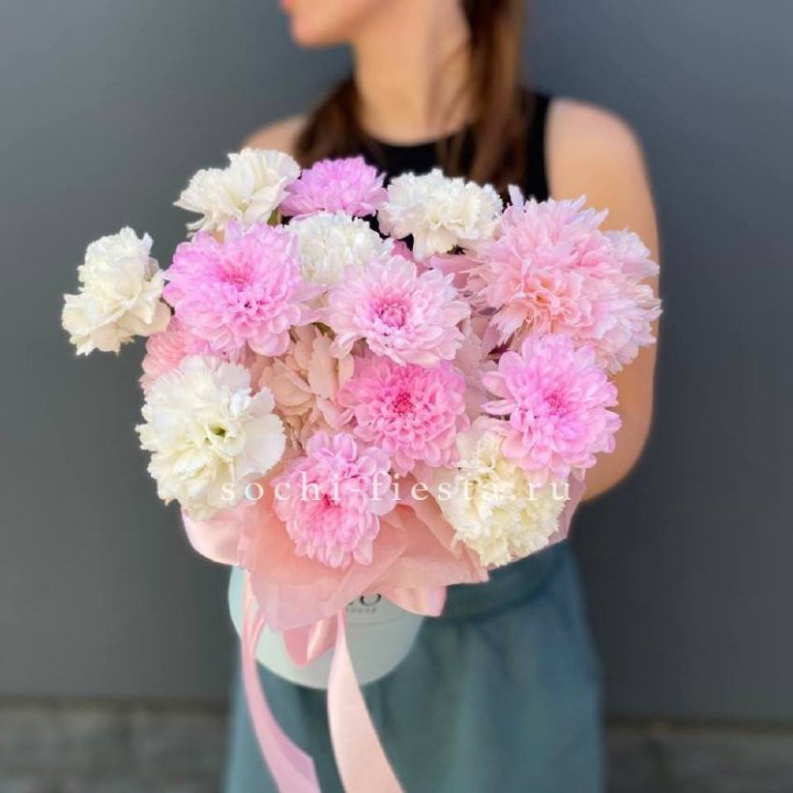 Коробка с цветами "Фиона" в Астрахани