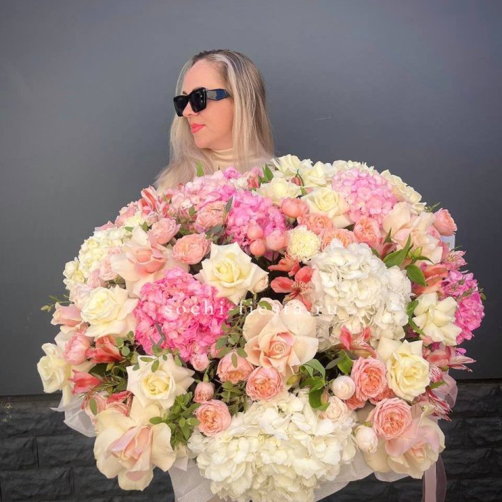 Корзина "Волшебная фиэрия" в Астрахани