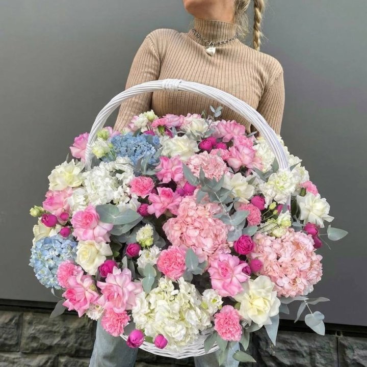 Цветочная корзина №3 в Астрахани