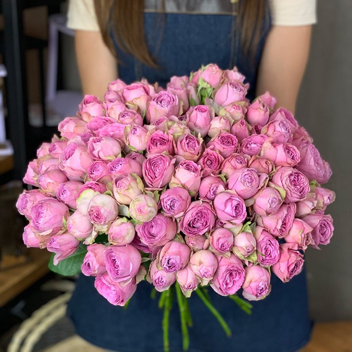 Розы Lavender поштучно в Астрахани