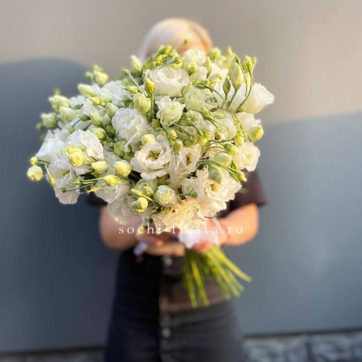 Букет эустом под ленту  в Астрахани