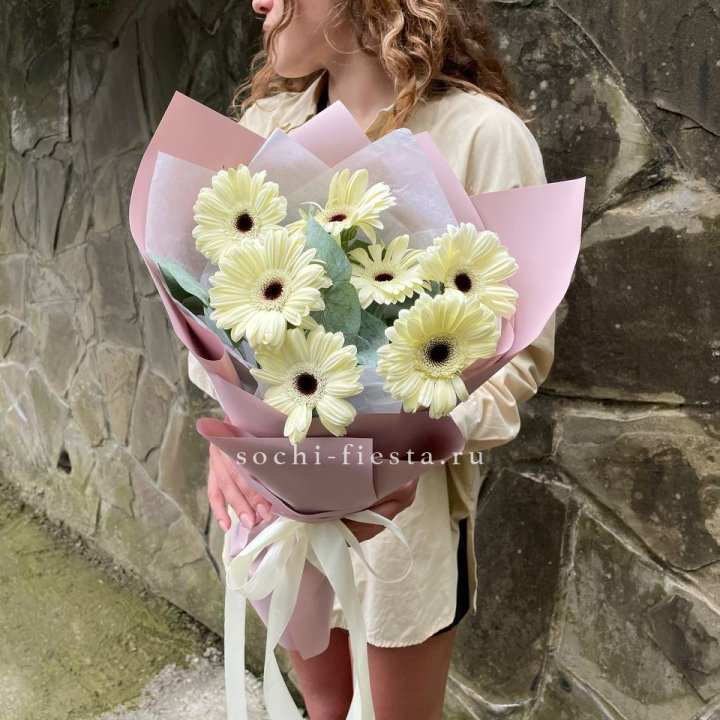 Букет голландских гербер  в Астрахани