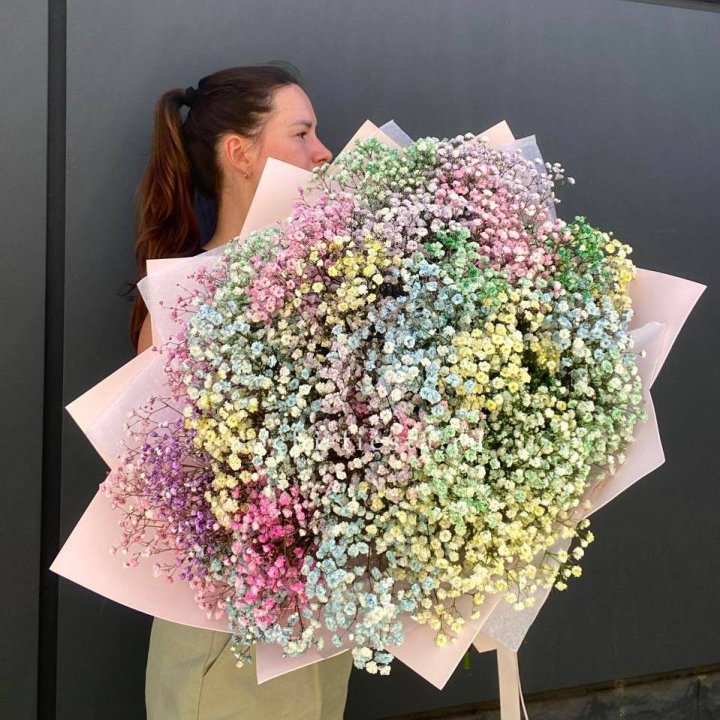 Пышный букет из гипсофил  в Астрахани