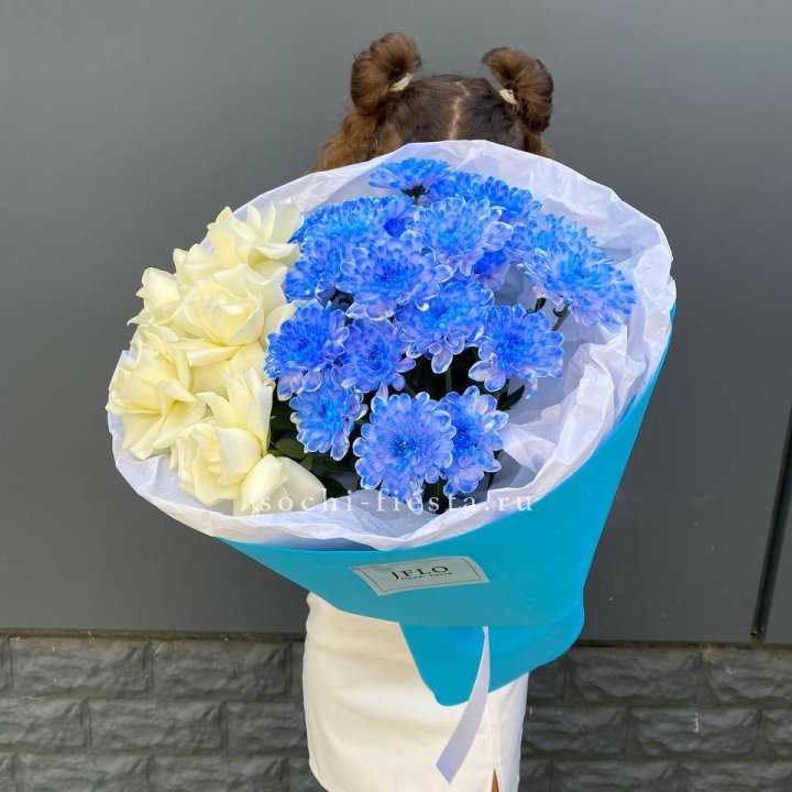 Дуо букет розы и хризантема в Астрахани