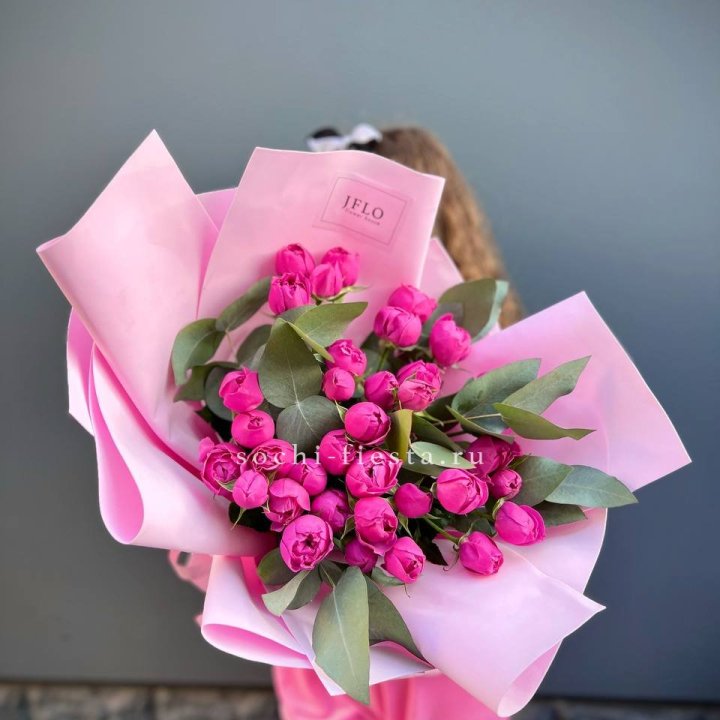 Пионовидные розы баблс в Астрахани