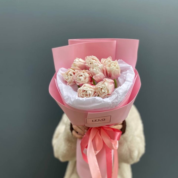 9 нежных тюльпанов в Астрахани