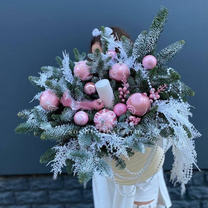 Композиция "Королева зимы" в Астрахани