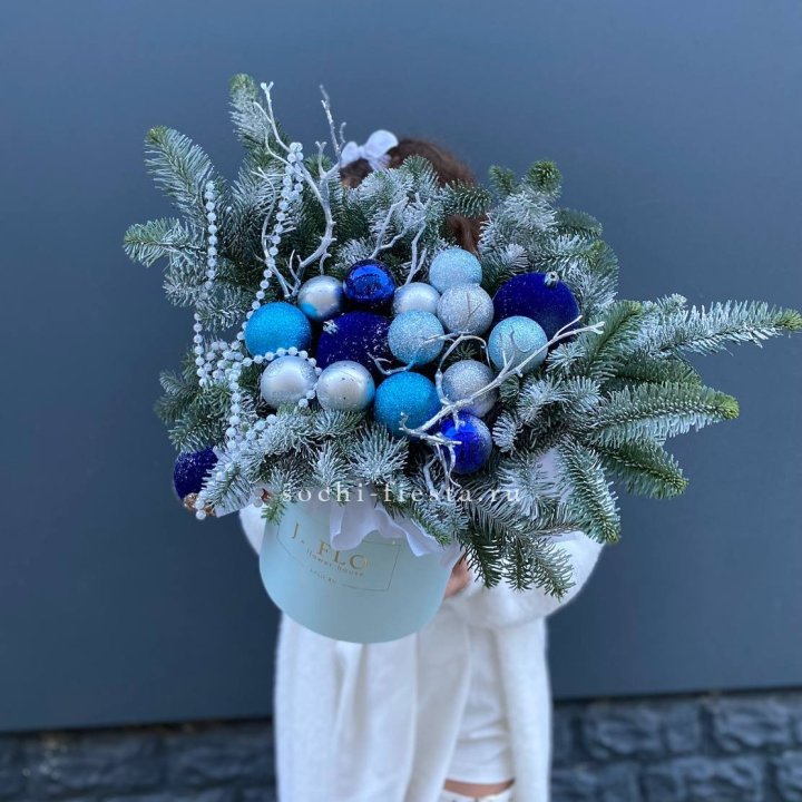 Композиция "Голубая бездна" в Астрахани