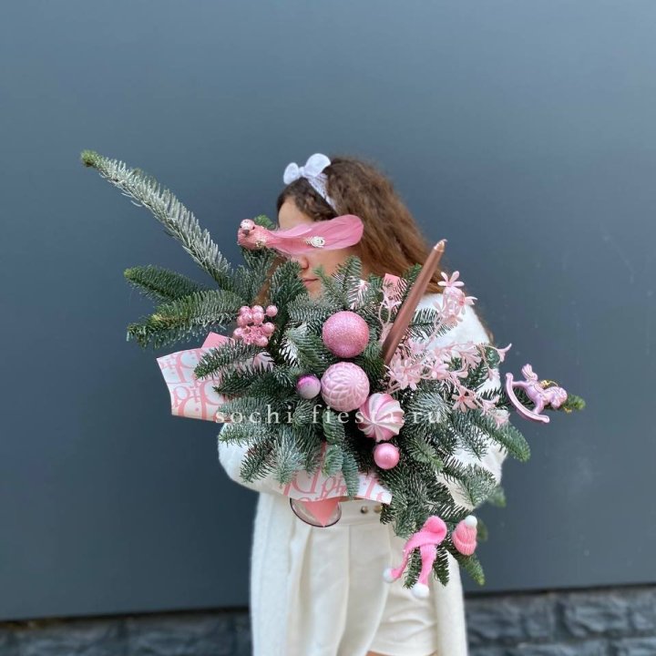 Композиция бокал розовый в Астрахани