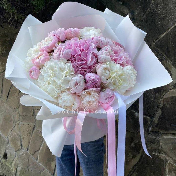 Букет "Пионы и Гортензии" в Астрахани