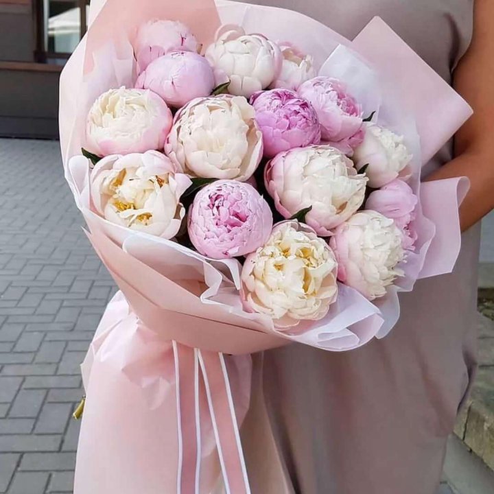 Букет пионов "Маршмелоу" в Астрахани
